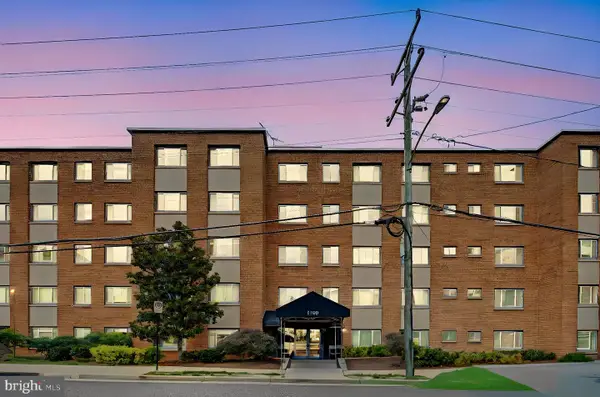 1300 Arlington Ridge #708, ARLINGTON, VA 22202