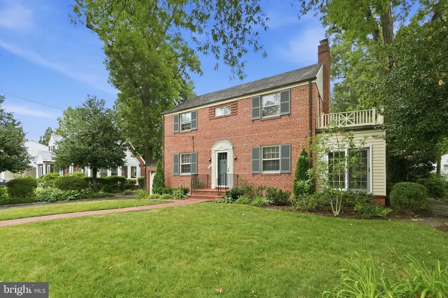 1251 S Oakcrest Rd, Arlington, VA 22202 - #3