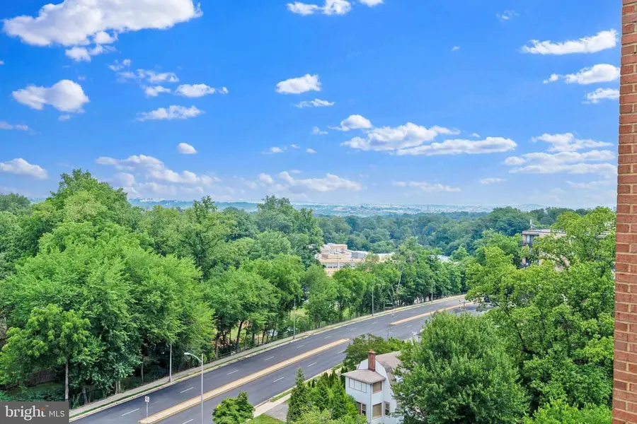 4390 Lorcom Ln #805, Arlington, VA 22207 - #3