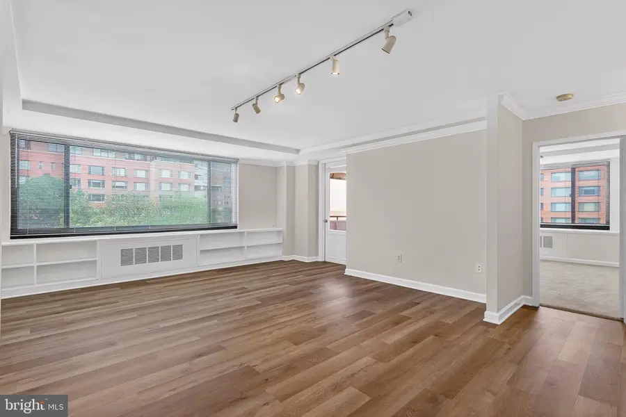 1011 Arlington Blvd #707, Arlington, VA 22209 - #2