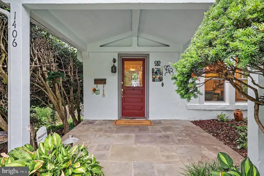 1406 N Nicholas St, Arlington, VA 22205 - #2