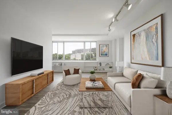 1111 Arlington Blvd #707, ARLINGTON, VA 22209
