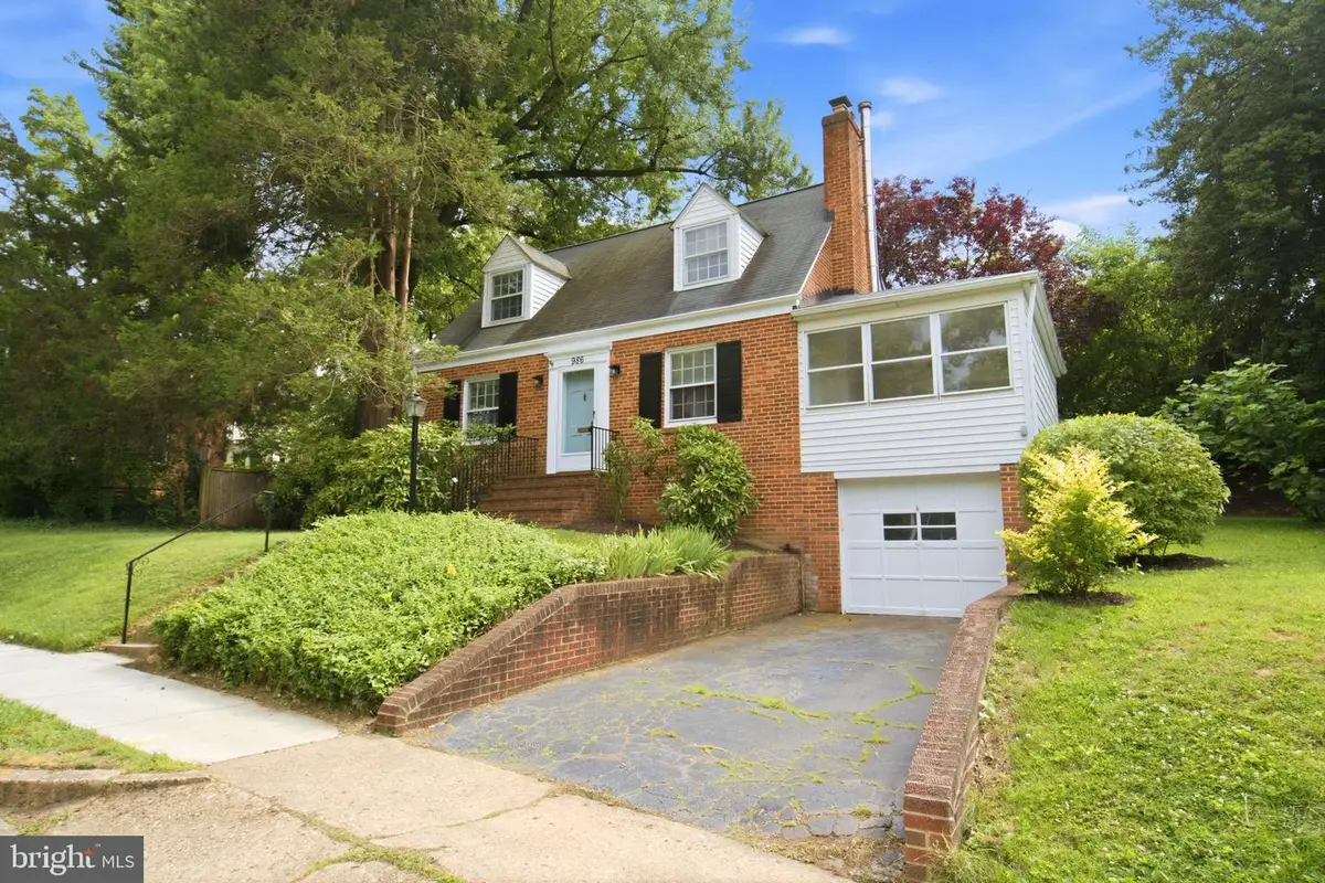 986 N Powhatan St, Arlington, VA 22205 - #1
