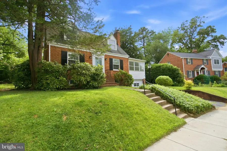 986 N Powhatan St, Arlington, VA 22205 - #3