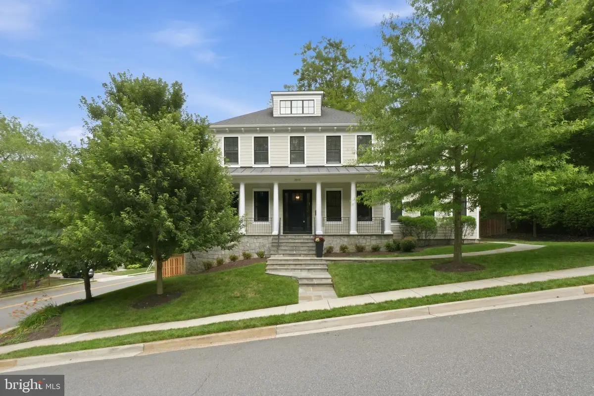 3555 N Dickerson St, Arlington, VA 22207 - #1