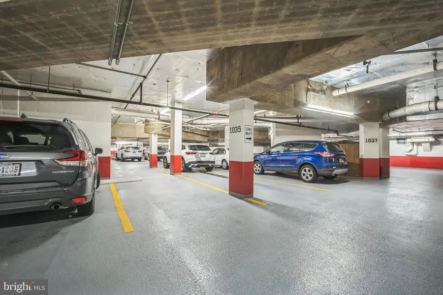 1050 N Stuart St #411, Arlington, VA 22201 - #2