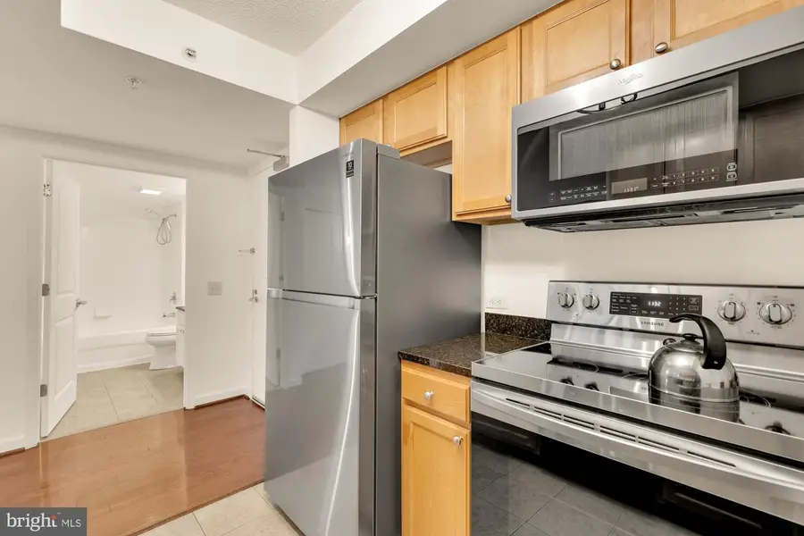 880 N Pollard St #801, Arlington, VA 22203 - #3