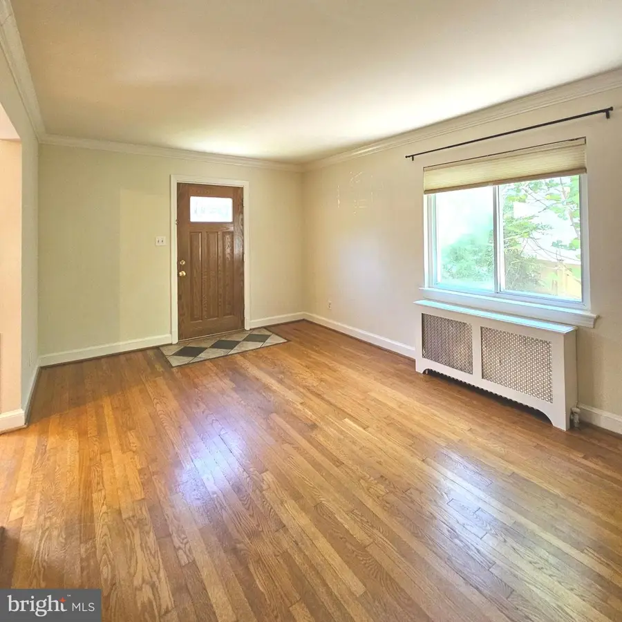 3225 6th St S, Arlington, VA 22204 - #2