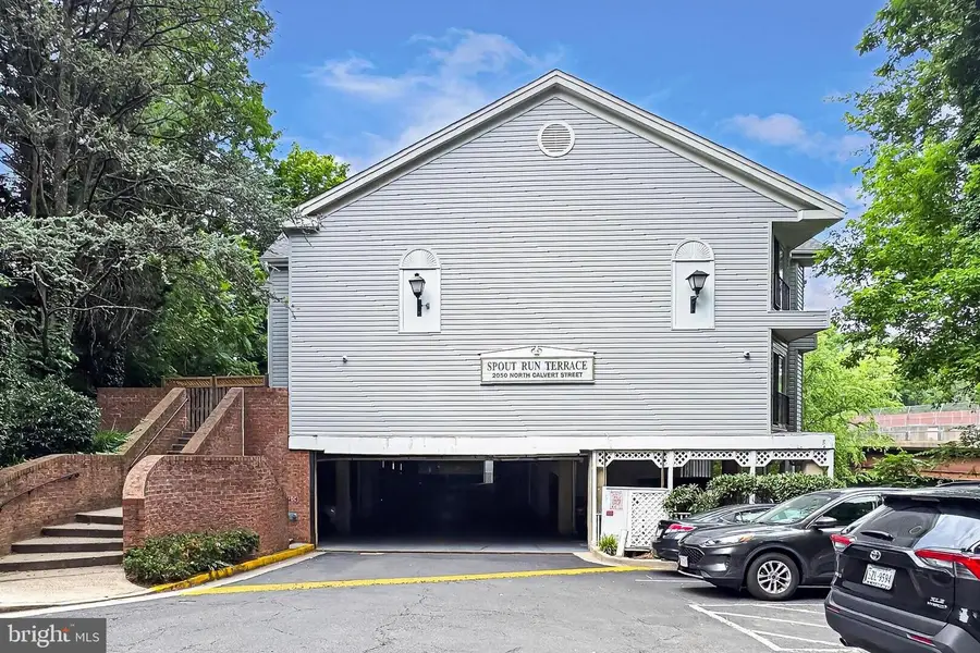 2050 Calvert St N #109, Arlington, VA 22201 - #2