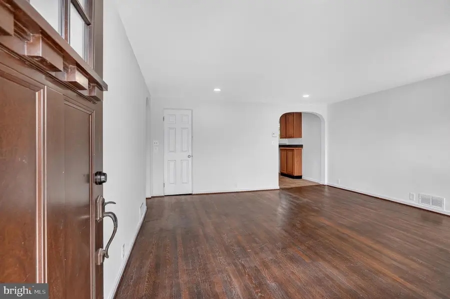 750 N George Mason Dr, Arlington, VA 22203 - #3