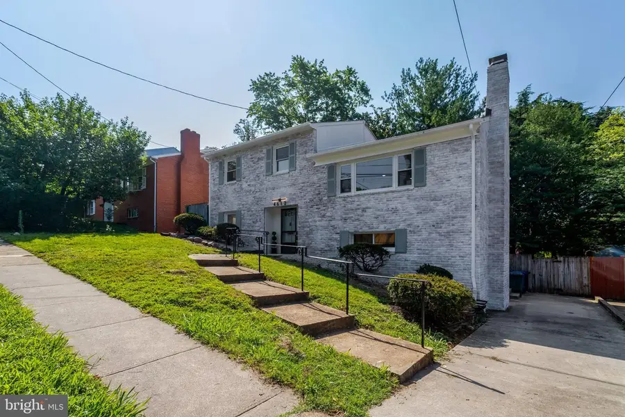 4612 9th St S, Arlington, VA 22204 - #3