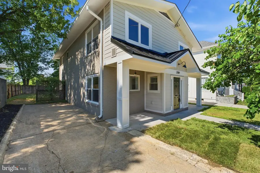 2709 12th St S, Arlington, VA 22204 - #3
