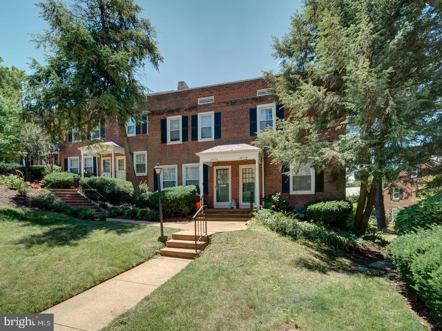 4857 28th St S #a, Arlington, VA 22206 - #2