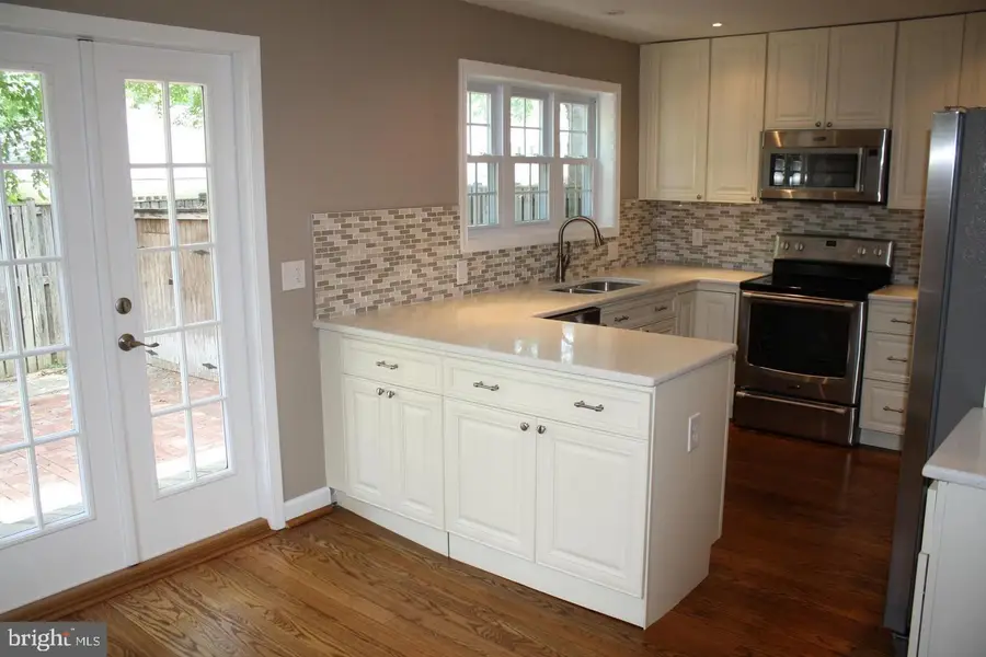 4223 36th St S, Arlington, VA 22206 - #2