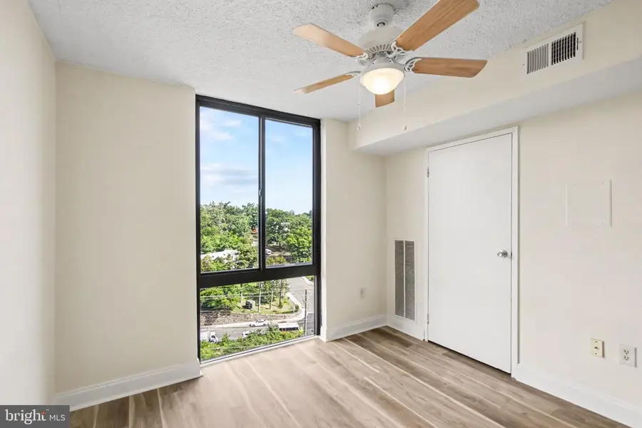 4500 S Four Mile Run Dr #1226, Arlington, VA 22204 - #3