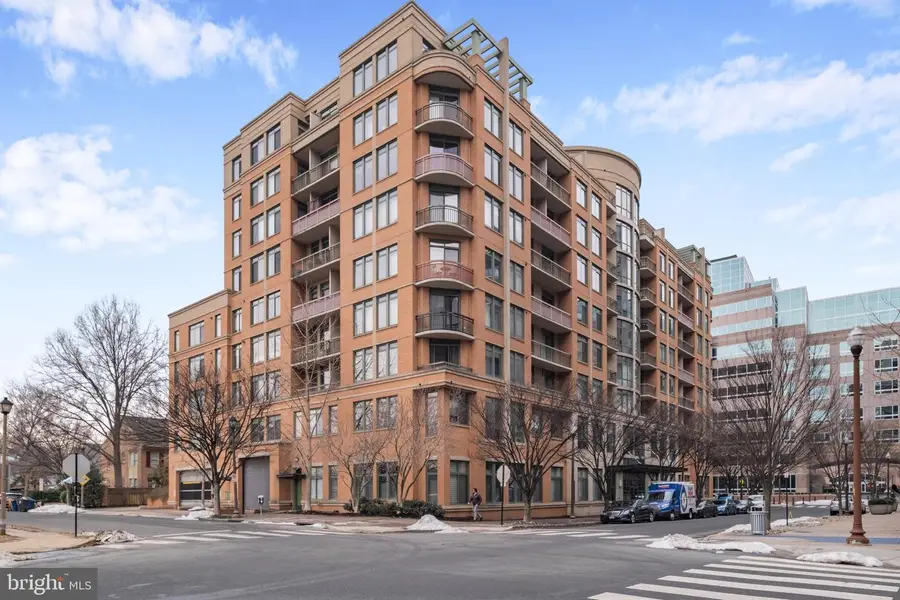3625 10th St N #103, Arlington, VA 22201 - #2
