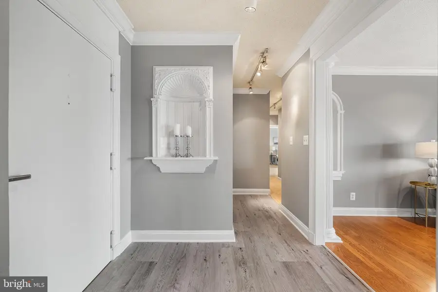 1016 Wayne St #1007, Arlington, VA 22204 - #3