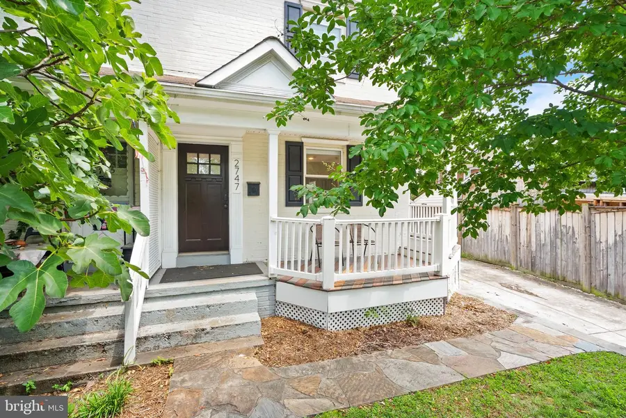 2747 S Uhle St S, Arlington, VA 22206 - #2