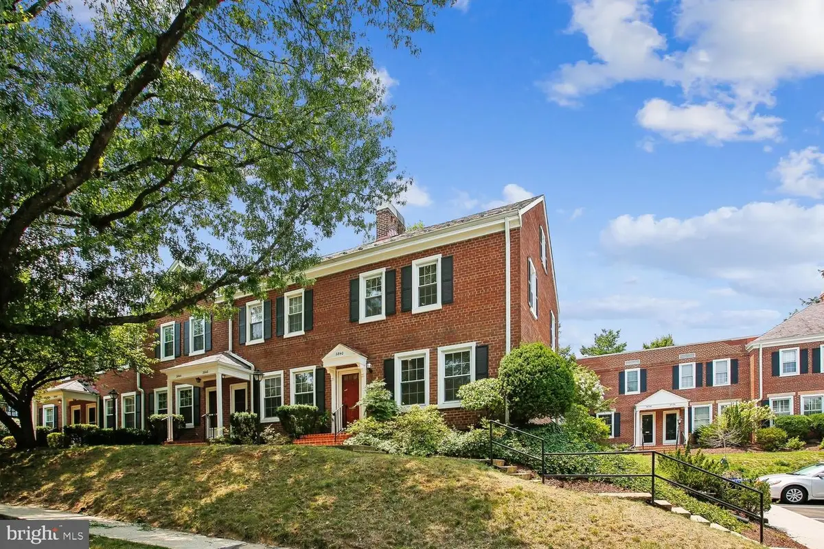 2840 S Buchanan St, Arlington, VA 22206 - #1