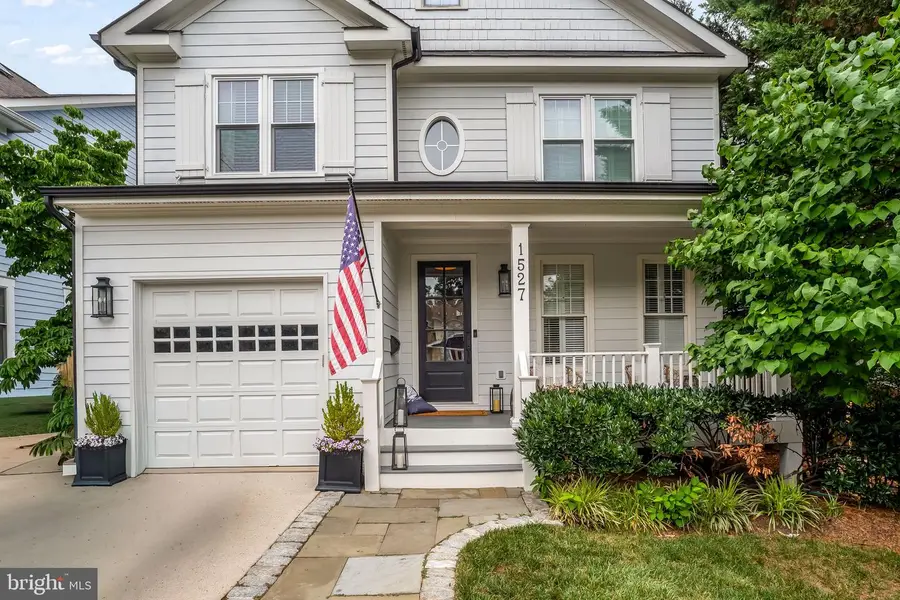 1527 N Randolph St, Arlington, VA 22207 - #2