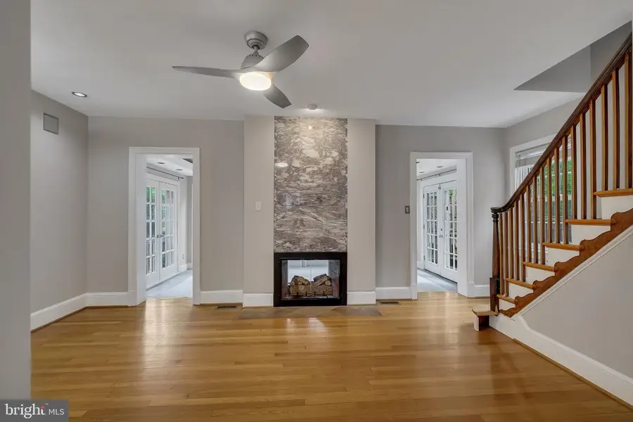 1706 N Glebe Rd, Arlington, VA 22207 - #3