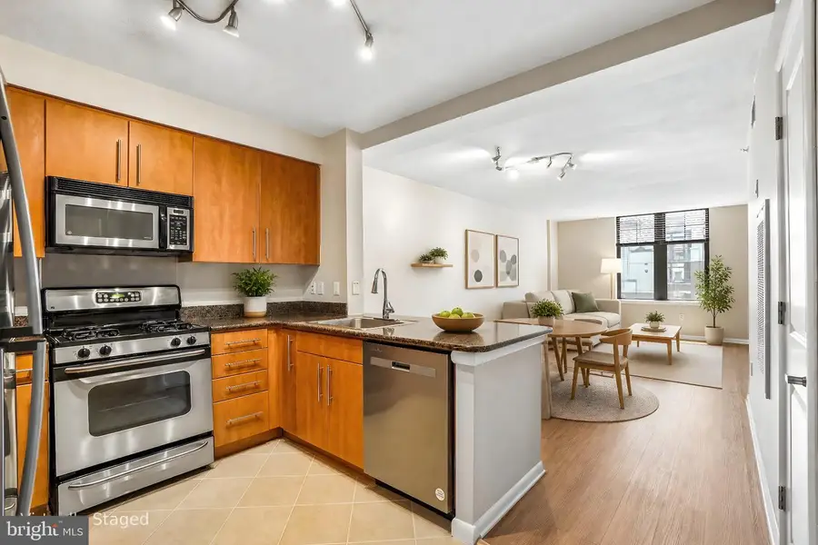 1021 Garfield St #627, Arlington, VA 22201 - #3