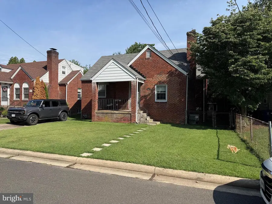 4825 25th Rd N, Arlington, VA 22207 - #2
