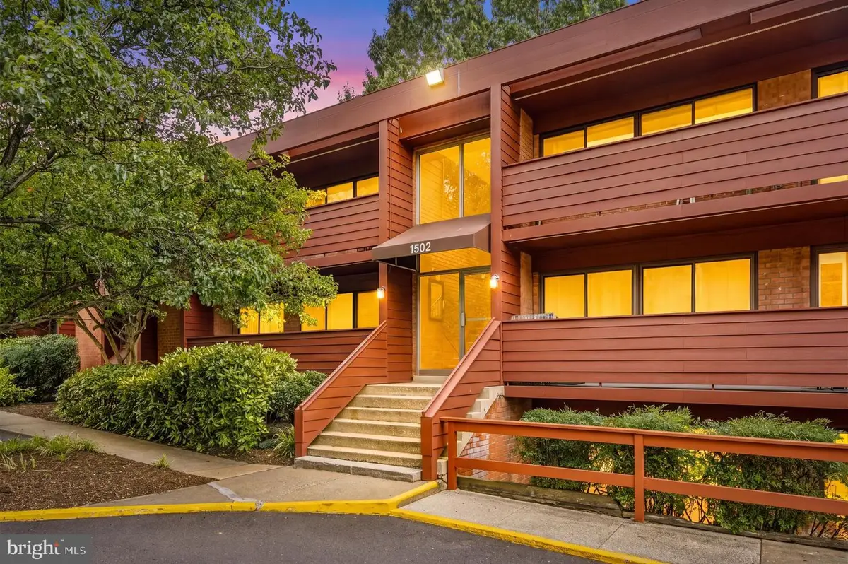 1502 S George Mason Dr #2, Arlington, VA 22204 - #1