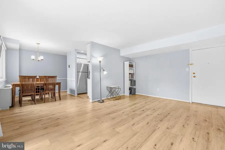 1502 S George Mason Dr #2, Arlington, VA 22204 - #3