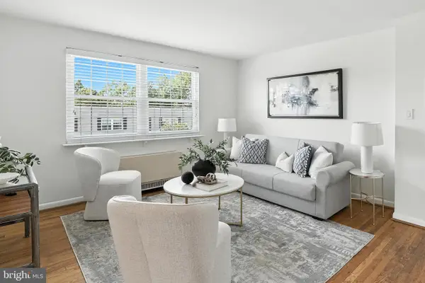 2030 N Vermont St #304, ARLINGTON, VA 22207