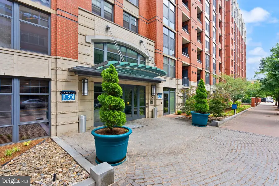 1021 N Garfield St #517, Arlington, VA 22201 - #2