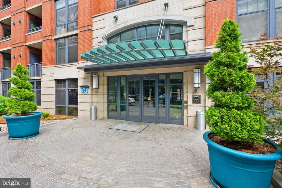 1021 N Garfield St #517, Arlington, VA 22201 - #3