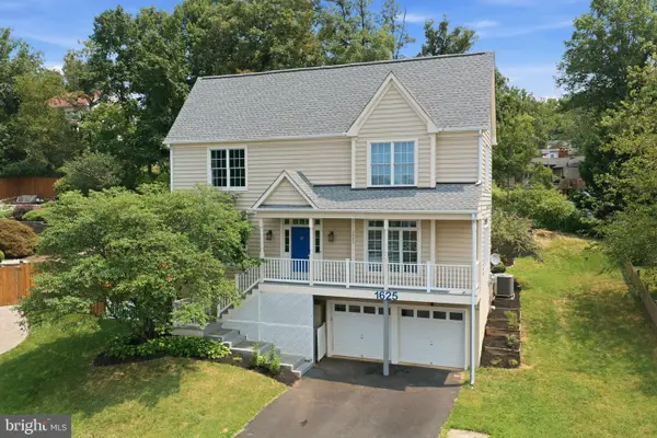 1625 S Taylor St, ARLINGTON, VA 22204