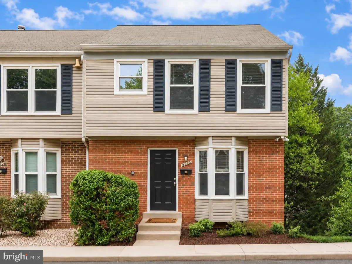 2213 S Pollard St, Arlington, VA 22204 - #1
