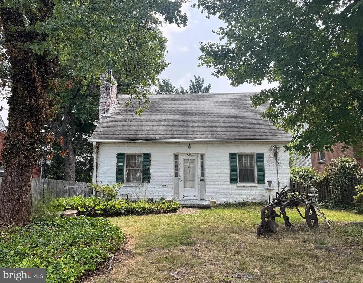 1205 N Columbus St, Arlington, VA 22205 - #1