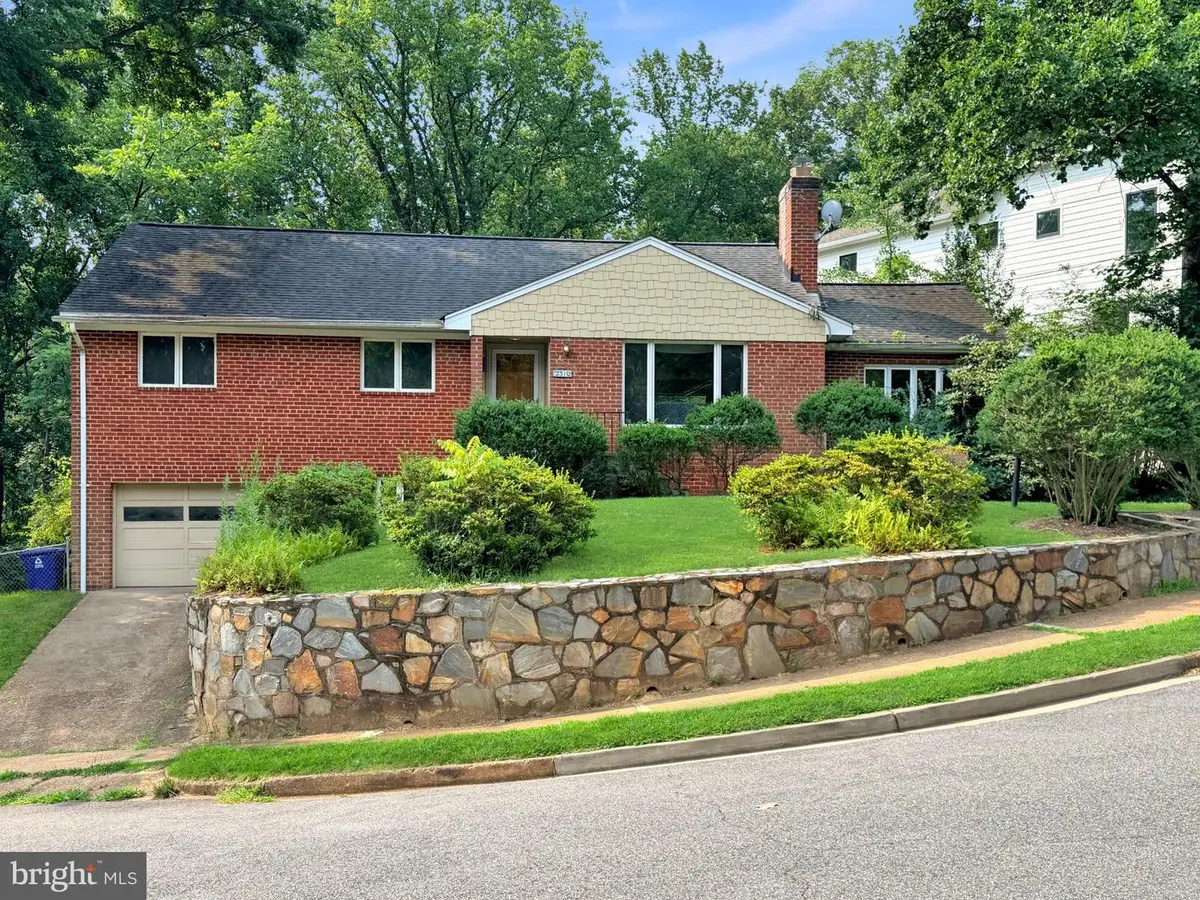2510 N Upland St, Arlington, VA 22207 - #1
