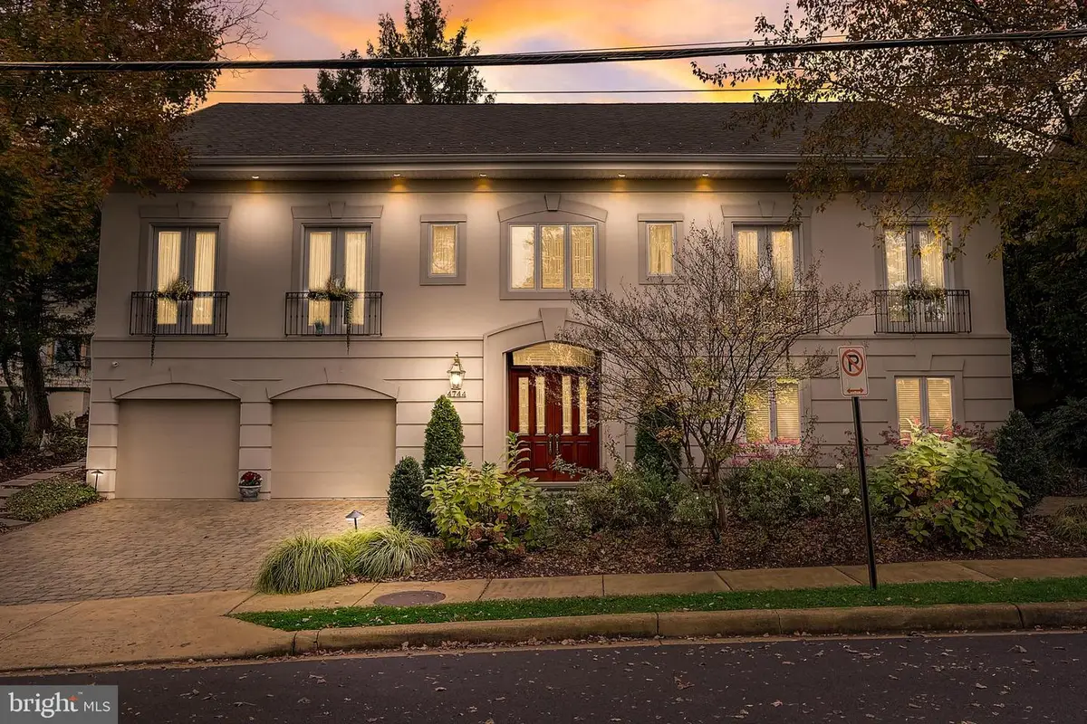 4744 34th St N, Arlington, VA 22207 - #1