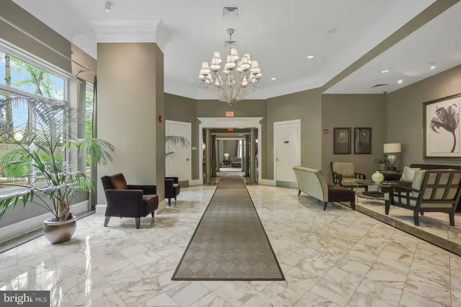 851 N Glebe Rd #1911, Arlington, VA 22203 - #2