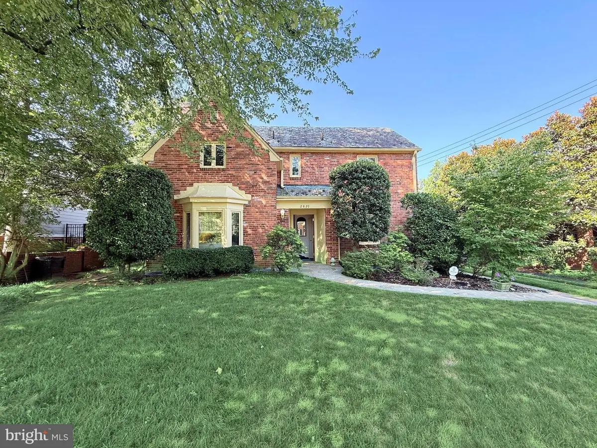 2620 Fort Scott Dr, Arlington, VA 22202 - #1