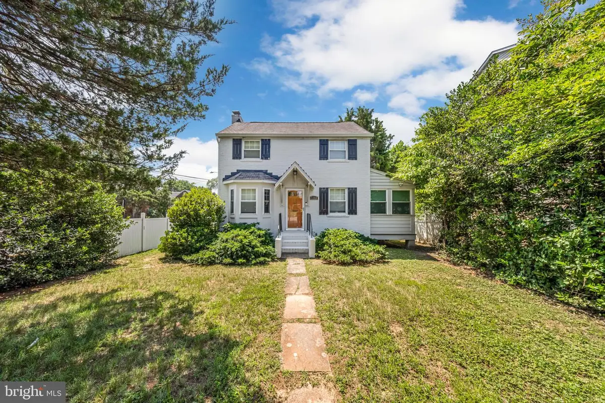 5300 Wilson Blvd, Arlington, VA 22205 - #1