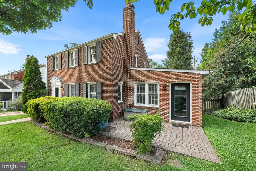 6145 12th St N, Arlington, VA 22205 - #3