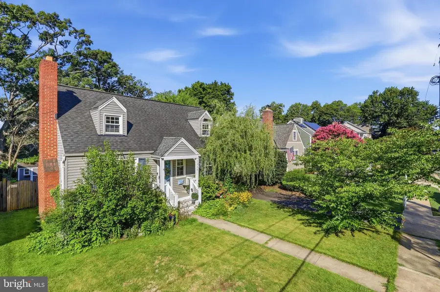 2328 N Columbus St, Arlington, VA 22207 - #2