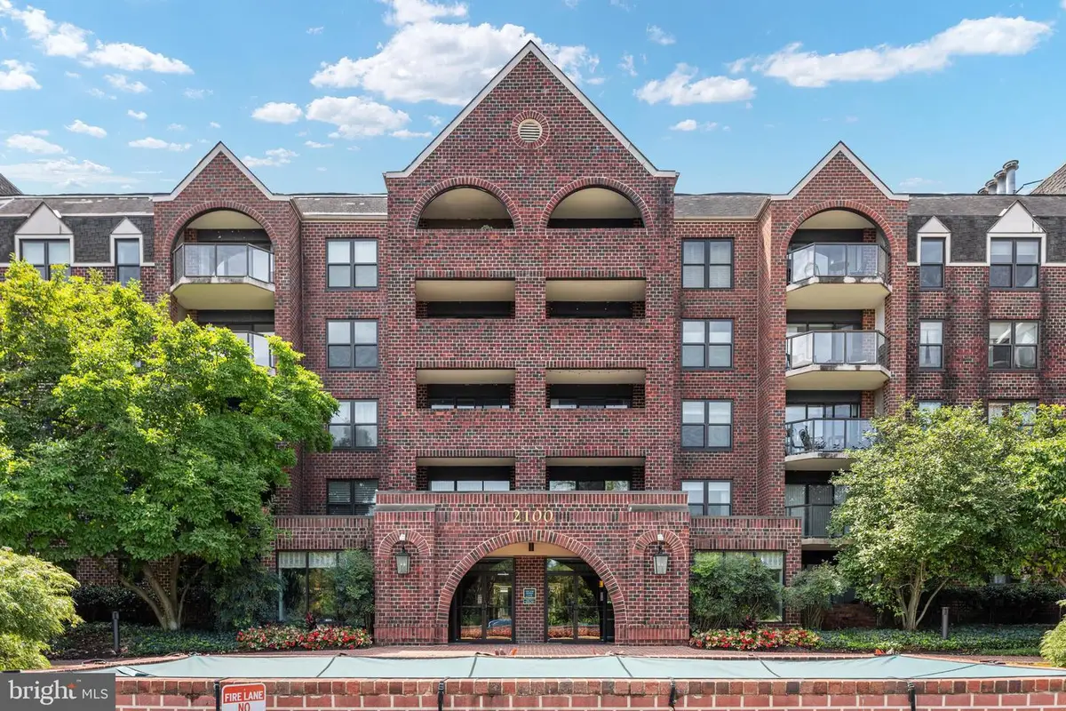 2100 Langston Blvd #g08, Arlington, VA 22207 - #1