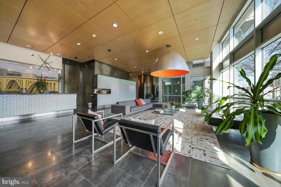 3409 Wilson Blvd #211, Arlington, VA 22201 - #3
