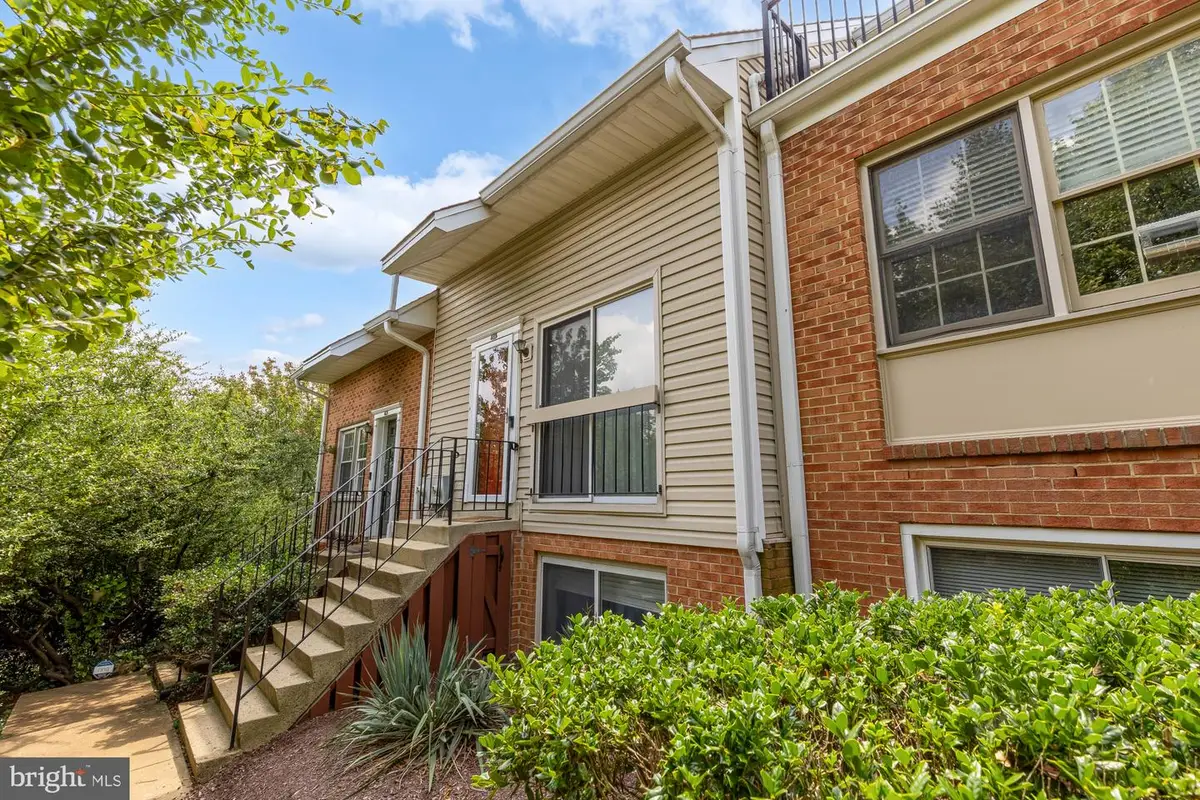 48 N Bedford St #48b, Arlington, VA 22201 - #1