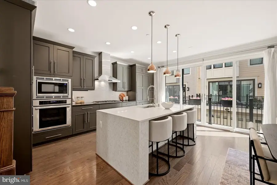 1522 16th Ct N, Arlington, VA 22209 - #2