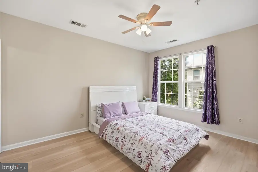 801 S Greenbrier St #315, Arlington, VA 22204 - #3