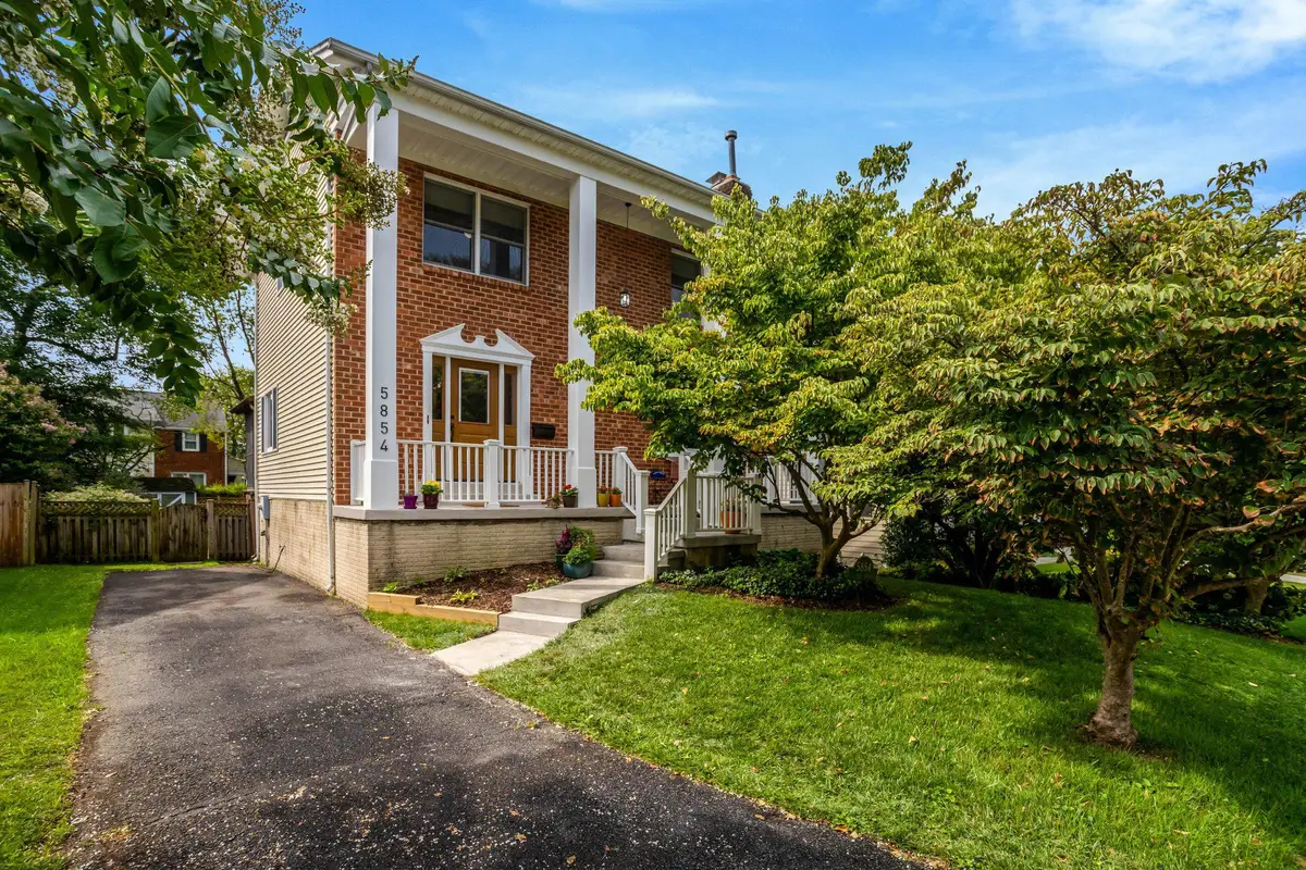 5854 26th St N, Arlington, VA 22207 - #1
