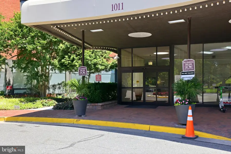 1011 Arlington Blvd #501, Arlington, VA 22209 - #3