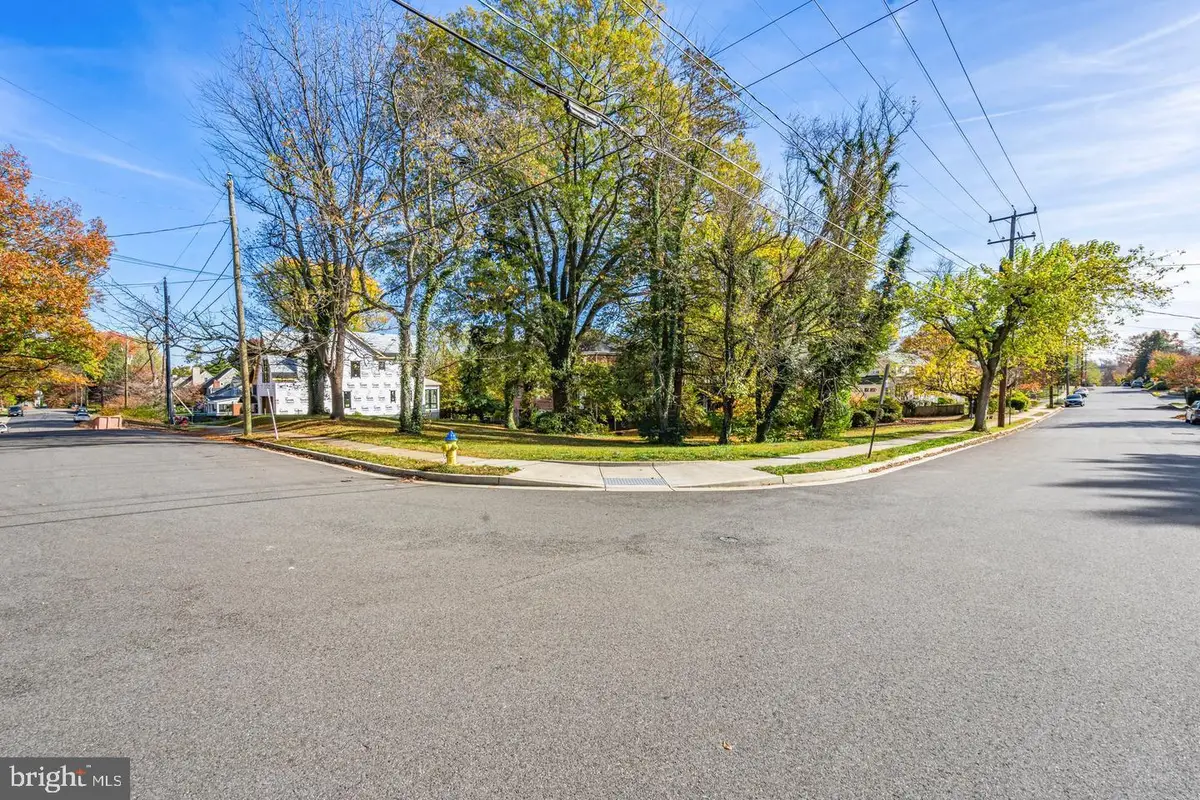 6252 23rd St N, Arlington, VA 22205 - #1